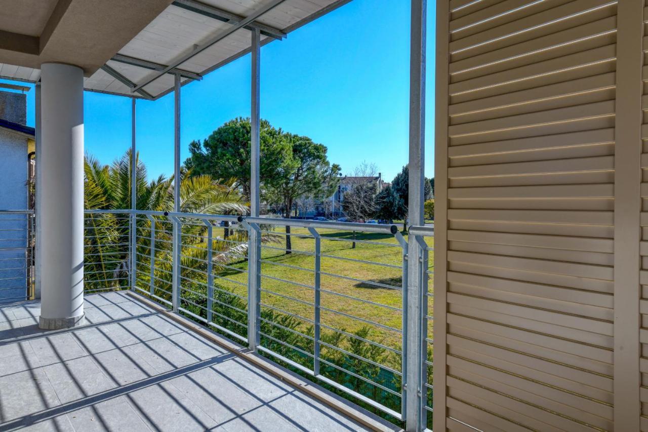 Rio Beach Apartment Desenzano del Garda Eksteriør billede
